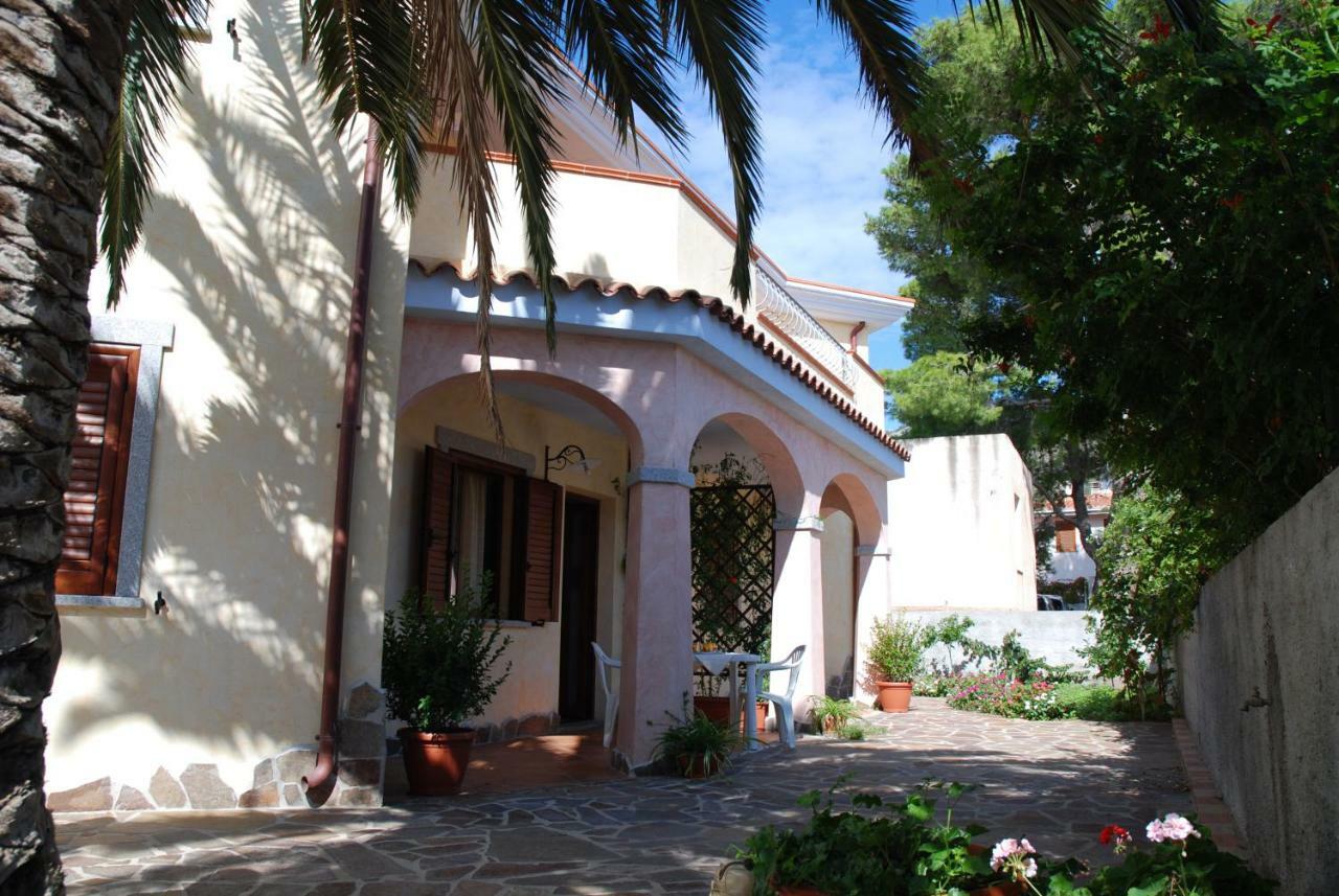 Casa In Riva Al Mare Apartment Cala Gonone Exterior photo