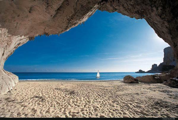 Casa In Riva Al Mare Apartment Cala Gonone Exterior photo